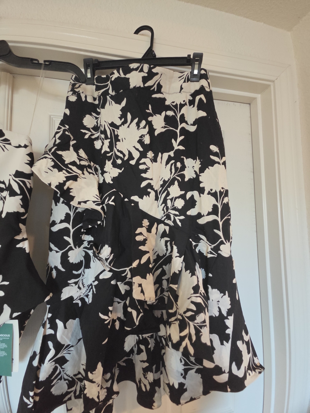 H&M Black and White Floral Midi Skirt